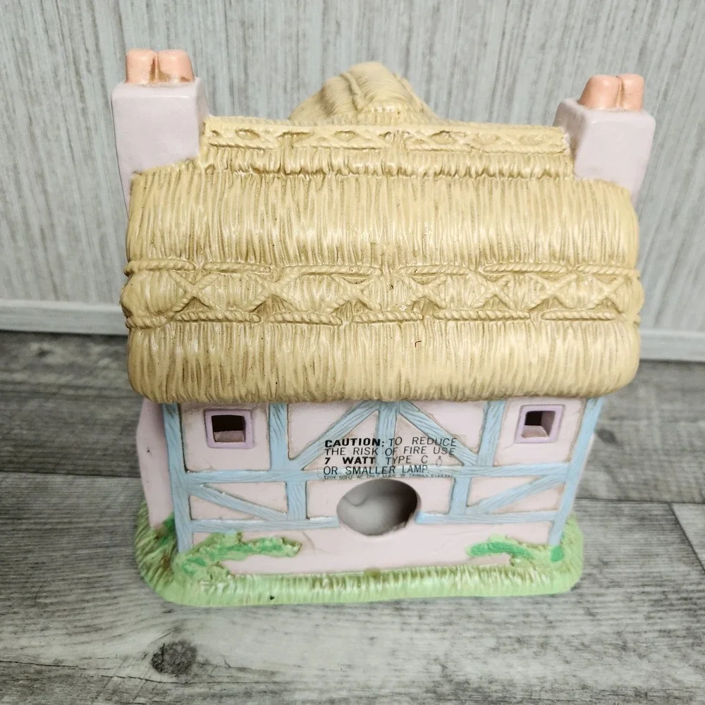 Lefton Honey Brook‎ Hollow 1992 The Gingerbread Bunny Bakery TWD00631